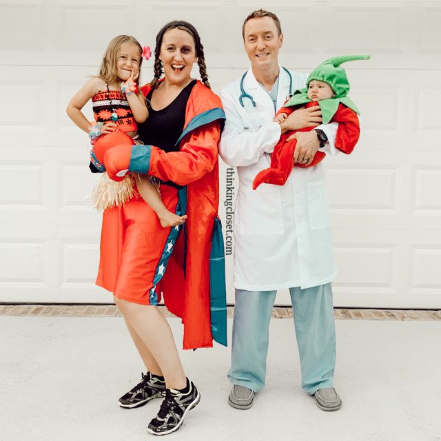 dr pepper hawaiian punch pun costume with parents dressed as boxer and doctor and kids as chile pepper and luau guest