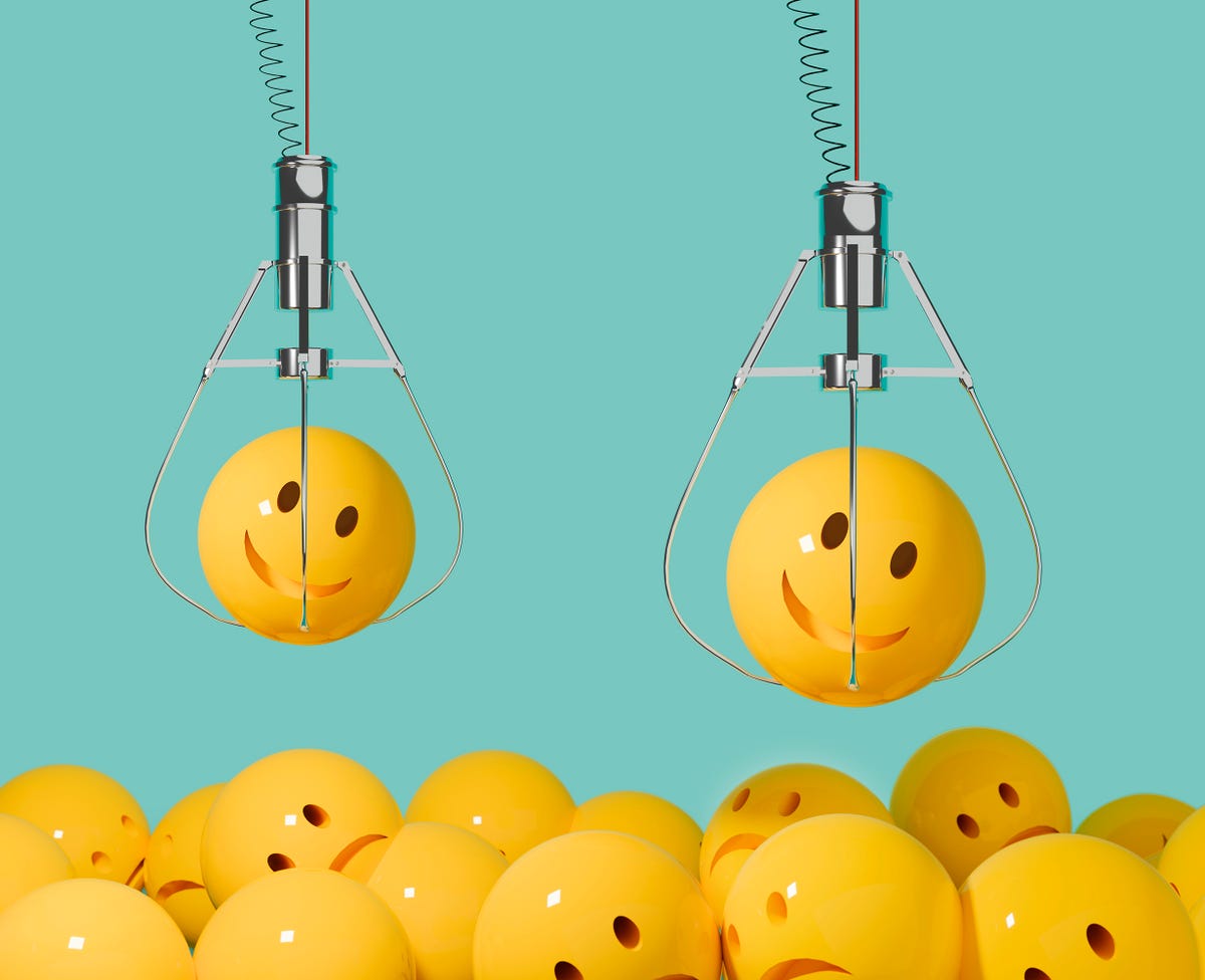 Experts Share Their Number-1 Tips for Happiness, According to Science