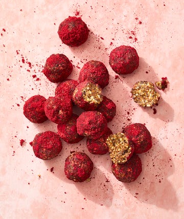 almond fig energy balls