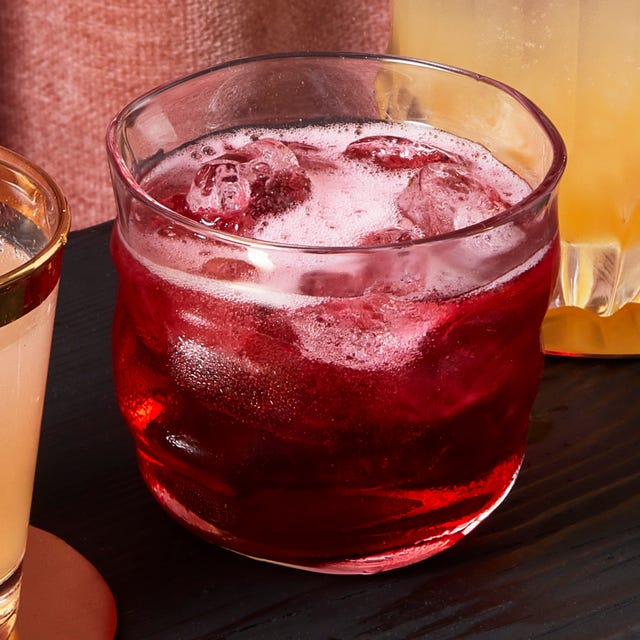 Ginger-Hibiscus Fizz — Holiday Mocktail Cocktail Recipe