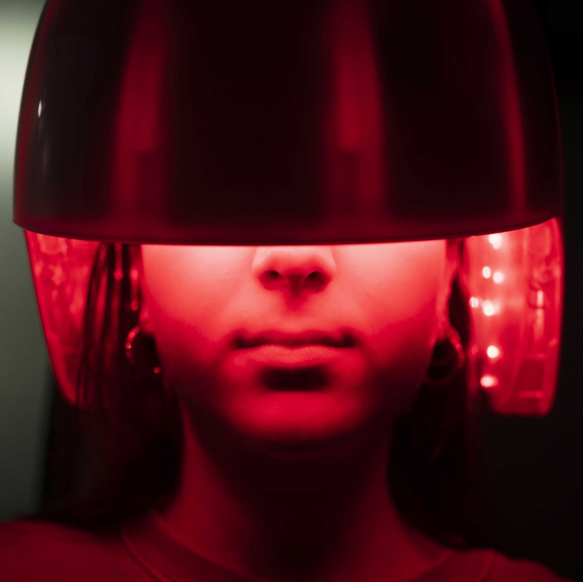 Can a Light Therapy Helmet Really Regrow Hair?