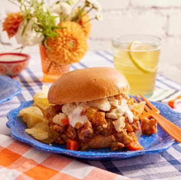 the pioneer woman's buffalo chicken sloppy joes recipe