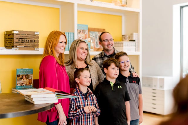 Ree Drummond Announces "Dinner's Ready" Cookbook Tour Schedule