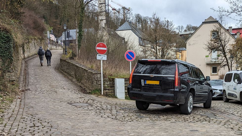 cadillac escalade in luxembourg city