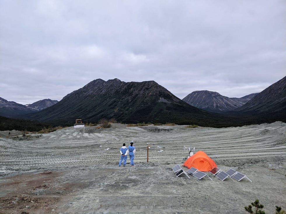Op het terrein van een voormalige mijn in British Columbia wordt getest hoeveel CO2 er uit de atmosfeer wordt opgenomen