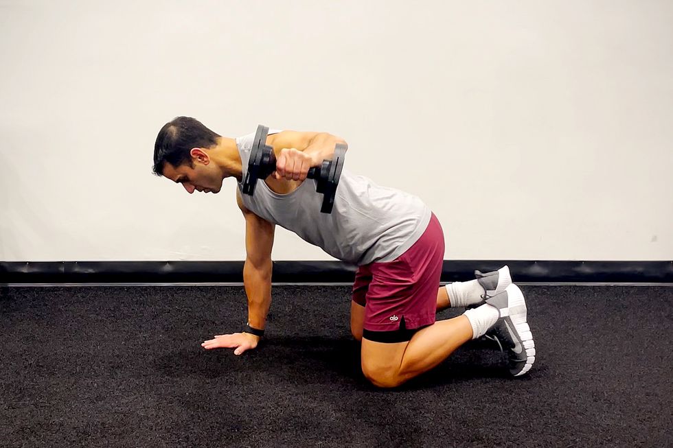 Back delt exercises for better posture, four-legged single-arm back delt fly