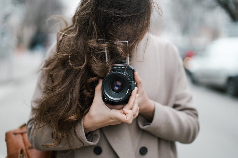 quanto crescono i capelli in media