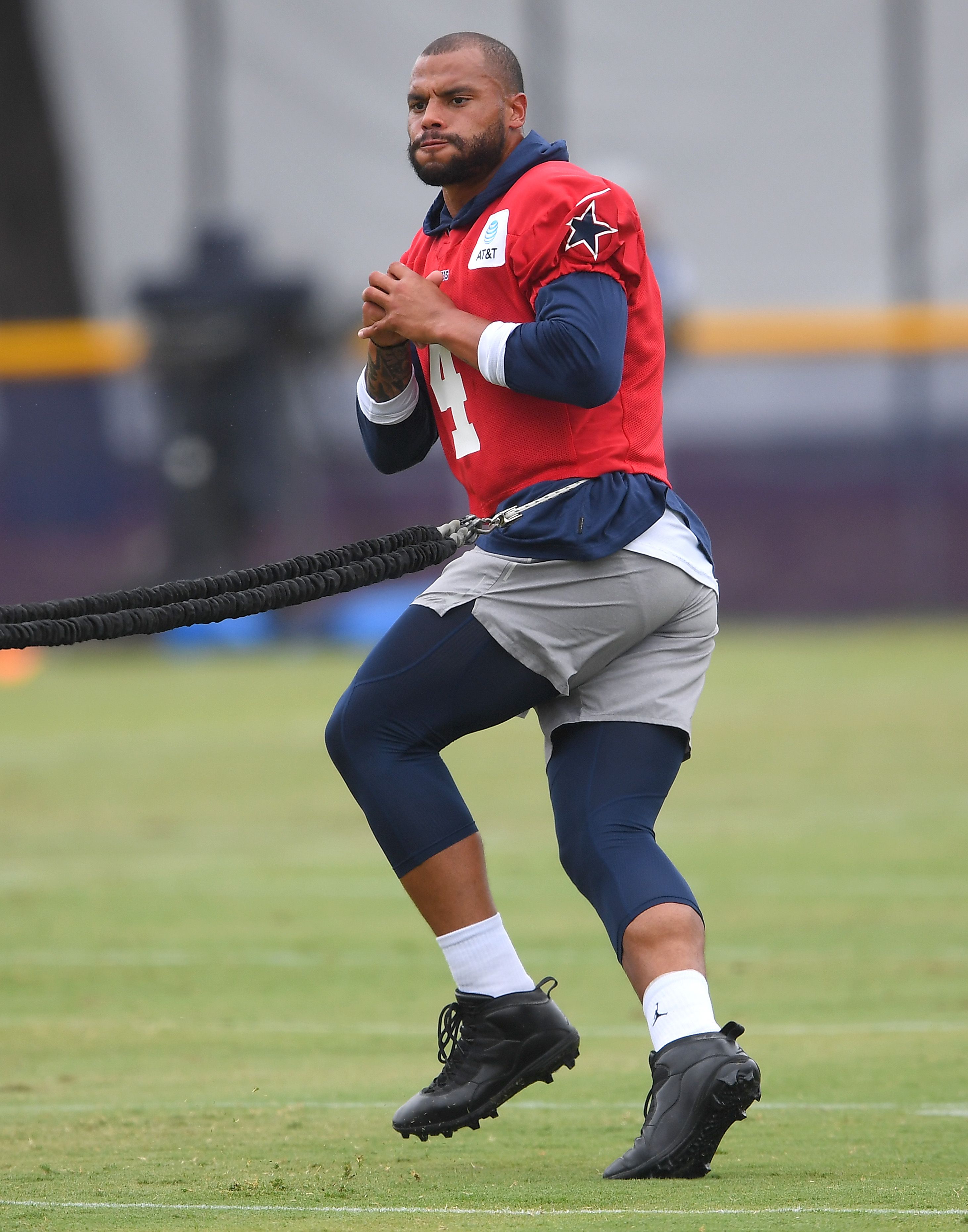 Hard Knocks 2021: Dallas Cowboys' Dak Prescott's work ethic on display