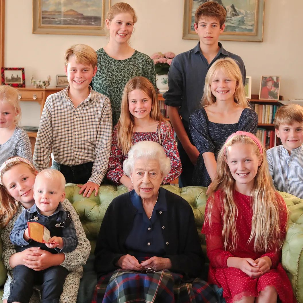 Queen Elizabeth II's Great-Grandchildren From Oldest to Youngest ...