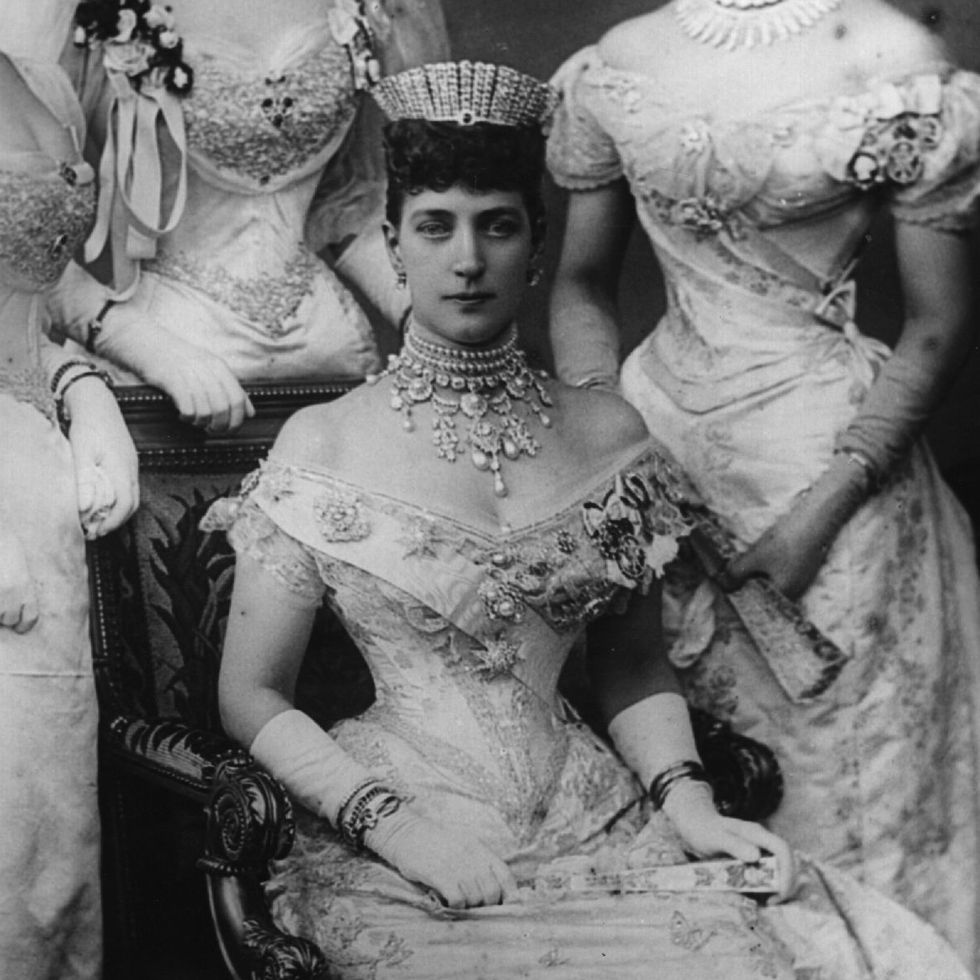 Queen Alexandra wears the Kokoshnik tiara.