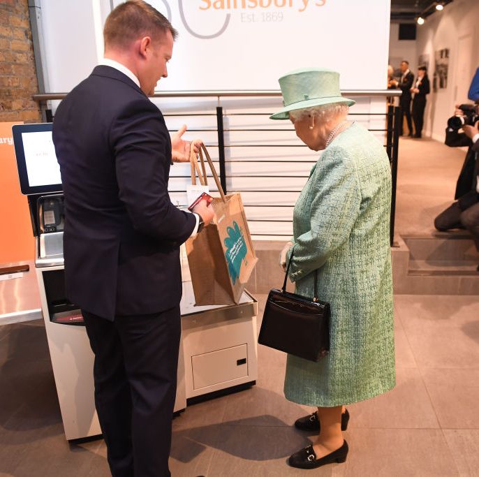 The Queen at Sainsbury's self service till