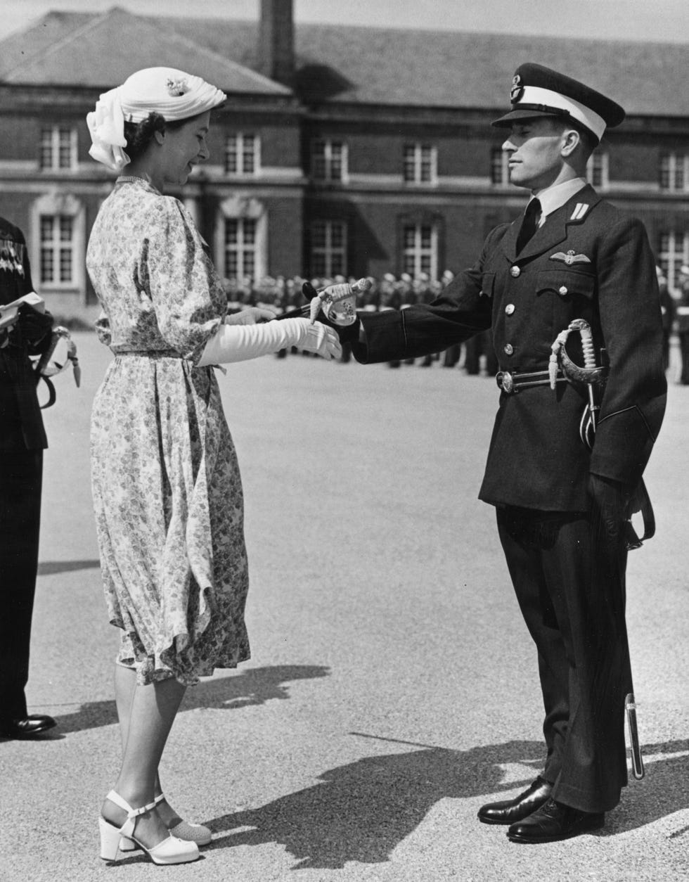 Princess Eugenie’s Royal Ascot Outfit Honors Queen Elizabeth in a ...