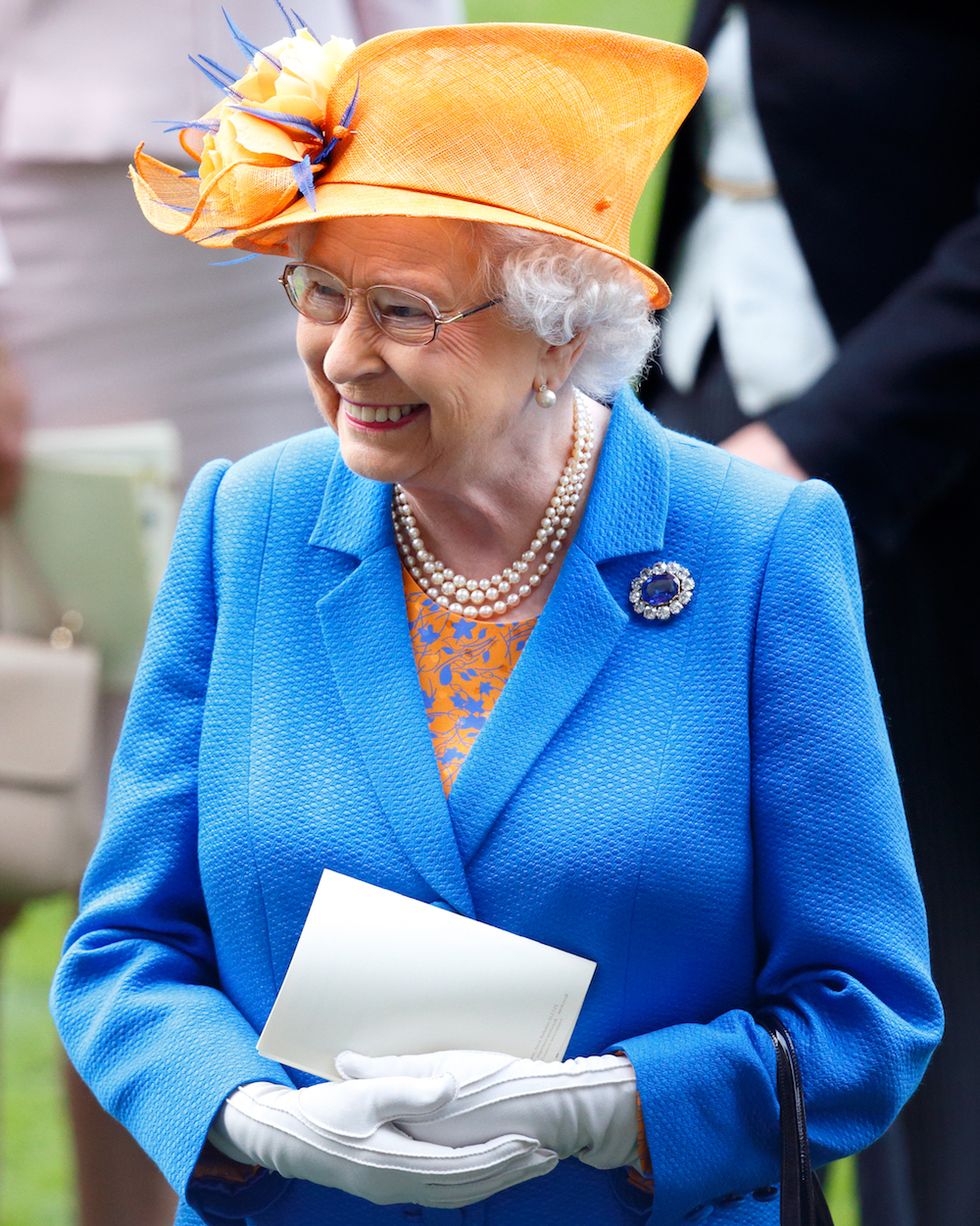queen elizabeth at 2016 royal ascot