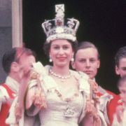queen elizabeth coronation necklace replica