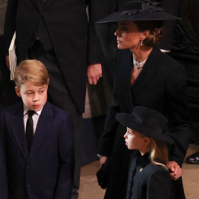 topshot   from l britains prince george of wales, britains katharine, duchess of kent, britains princess charlotte of wales and meghan, duchess of sussex attend the state funeral and burial of britains queen elizabeth, at westminster abbey in london, britain, september 19, 2022 photo by phil noble  pool  afp photo by phil noblepoolafp via getty images