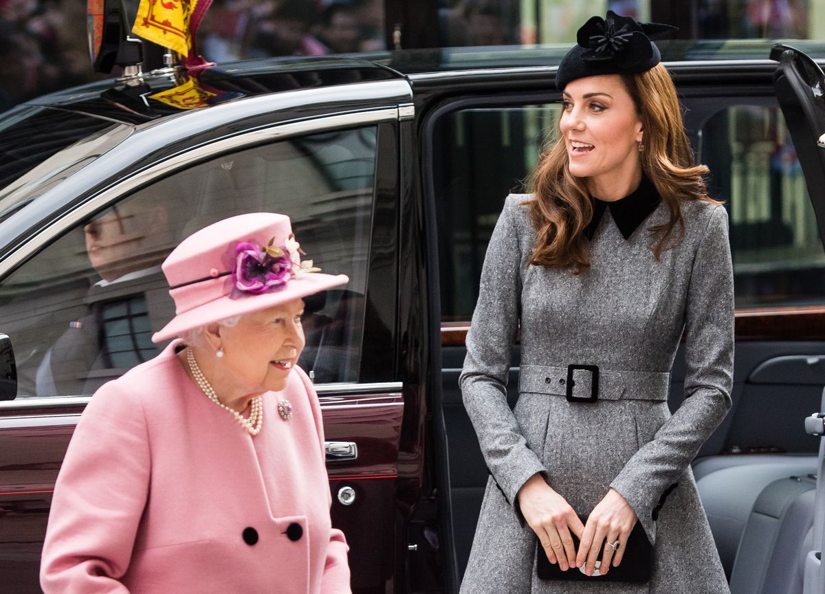 queen elizabeth ii and the duchess of cambridge visit king's college london