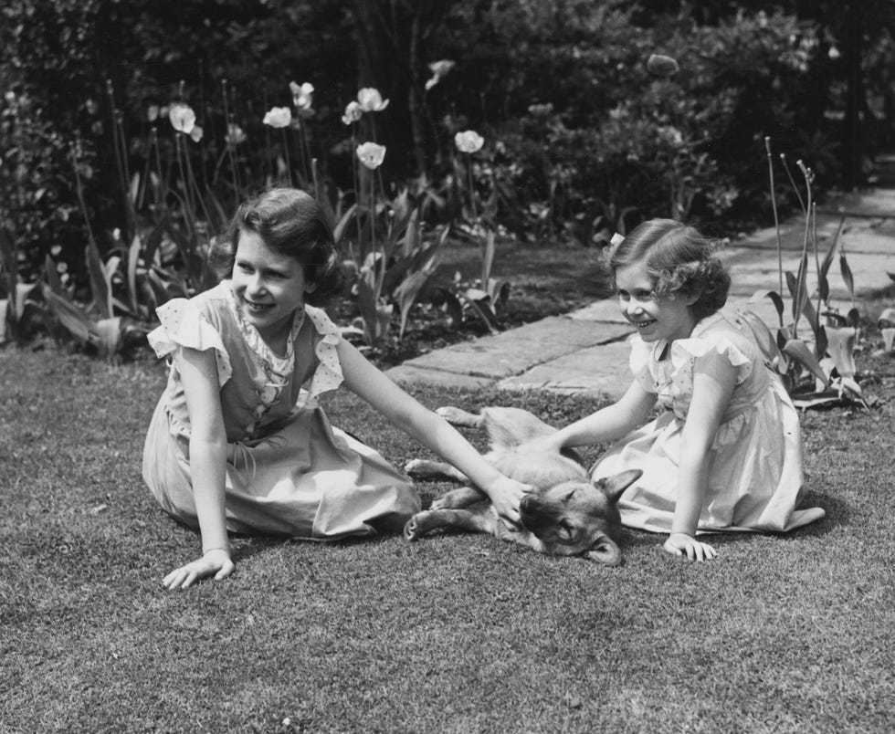 queen elizabeth ii as princess elizabeth and princess margaret