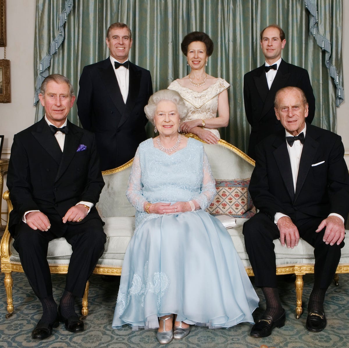 How Does the Royal Family Make Money? Their Salaries and Worth ...