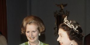 ZMB: Queen Elizabeth II and Margaret Thatcher visit Zambia