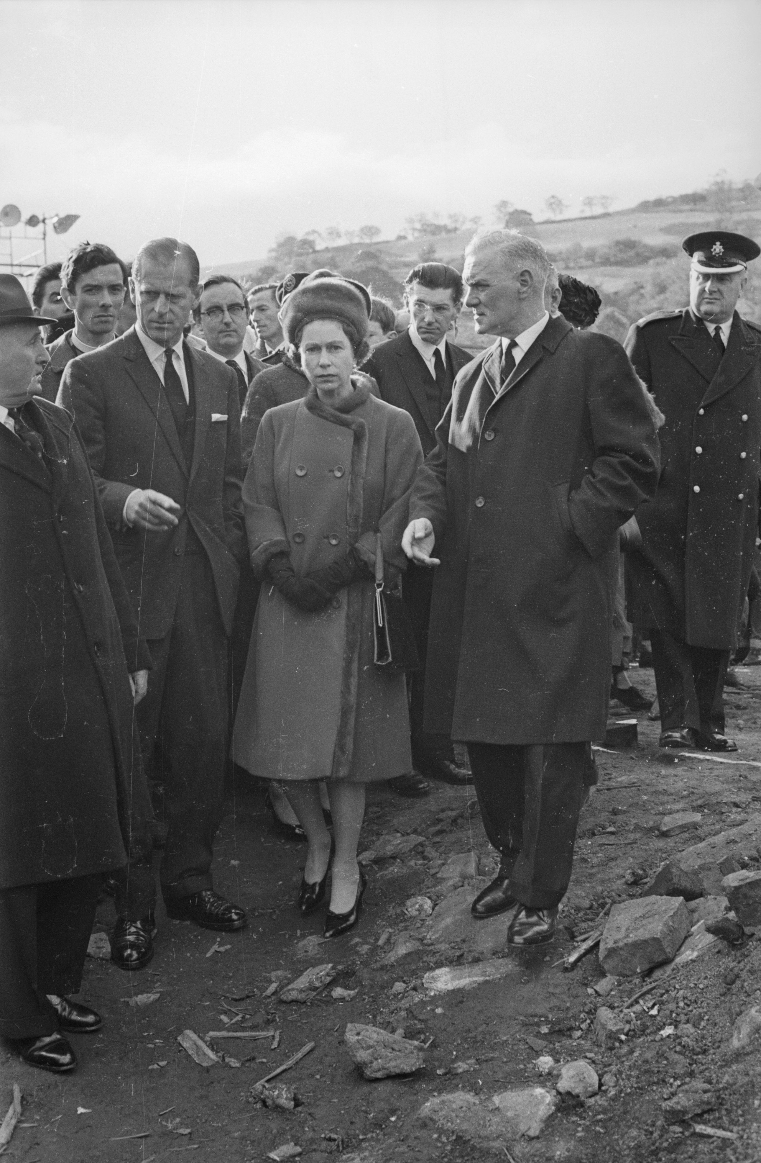 queen visit aberfan 1966