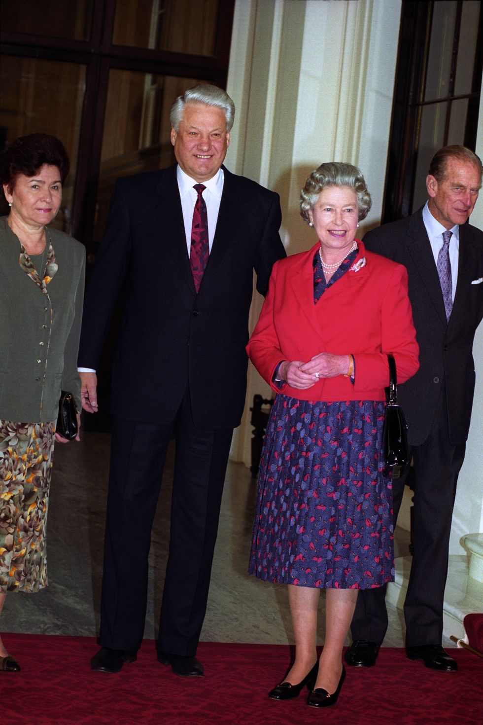 queen elizabeth ii and russian president boris yeltsin at buckingham palace also pictured are the duke of edinburgh and mrs naina yeltsin