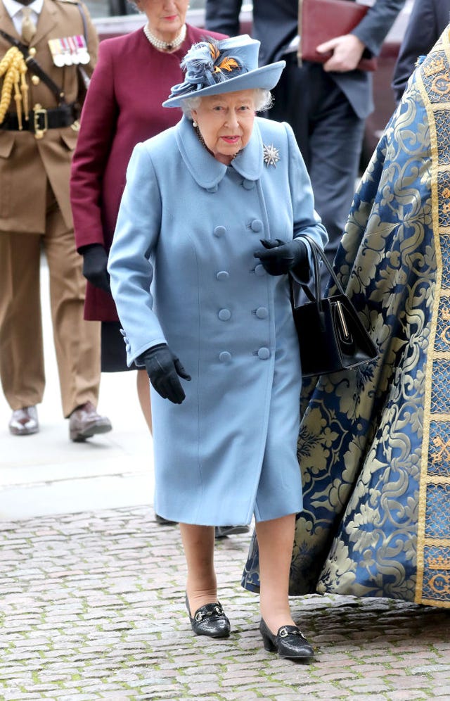 La reina Isabel de Inglaterra coincide con Meghan y Harry en el día de la Commonwealth 2020