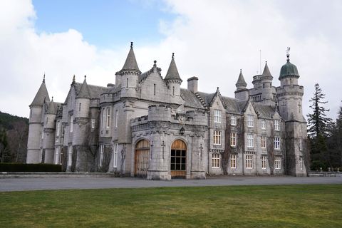 queen elizabeth ii balmoral castle scotland