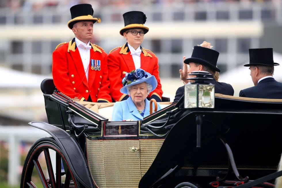 Queen Elizabeth Royal Ascot 2019 - Photos Queen Elizabeth at the Royal ...