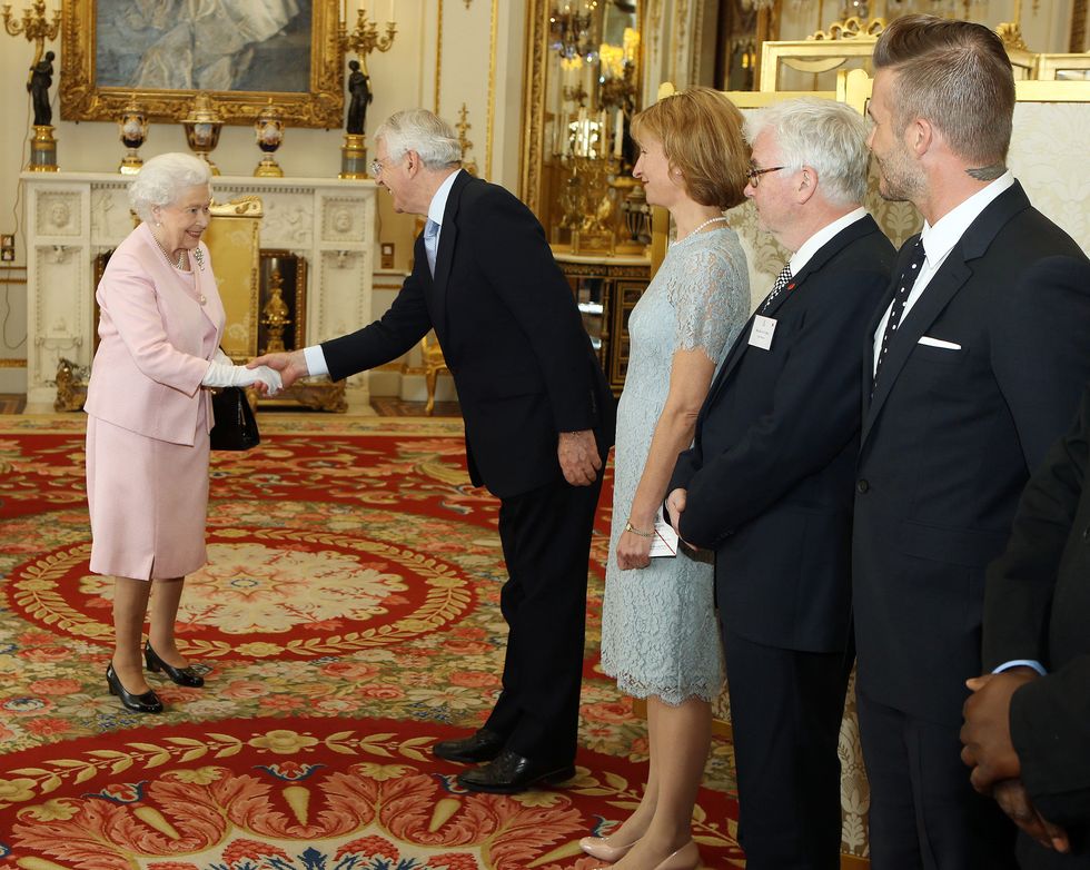 the queen hosts reception to present the queen's young leaders awards