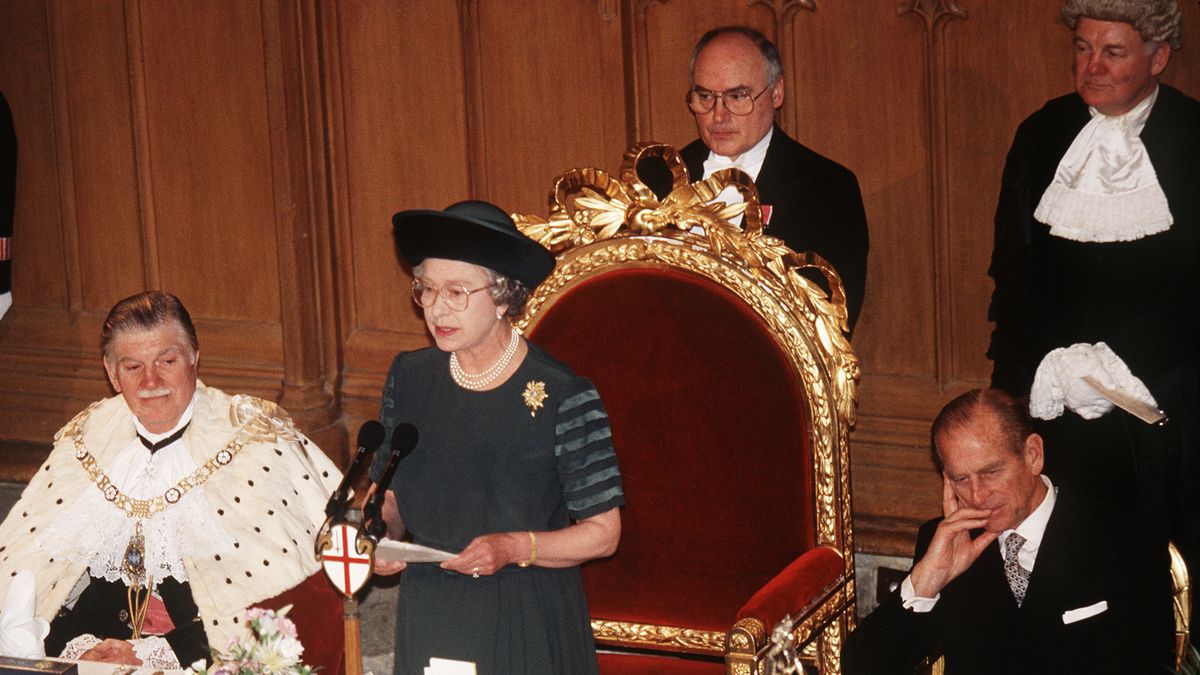 preview for Queen Elizabeth's 'Annus Horribilis' Speech in 1992
