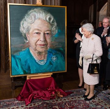 the queen  the duke of edinburgh attend  a co operation ireland reception