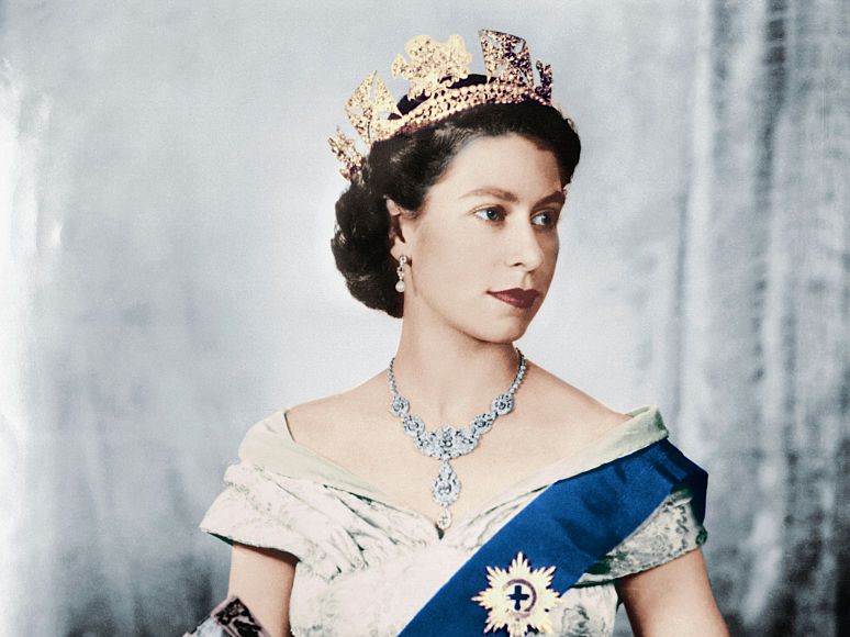 Here's What's Happening to All the Queen's Crowns, Tiaras, and Priceless  Jewels