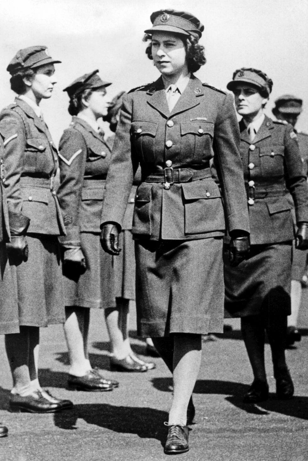 Queen Elizabeth II Princess Elizabeth as Junior Commander in the ATS inspecting The Motor Transport Training Centre at queen elizabeth ii princess elizabeth as junior commander in the ats inspecting the motor transport training centre