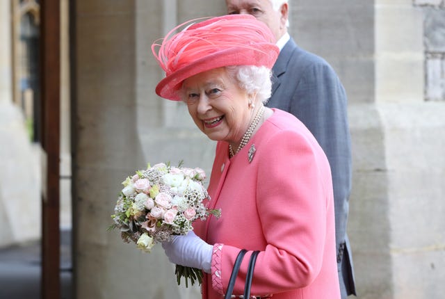 Her Majesty The Queen Starts The London Marathon