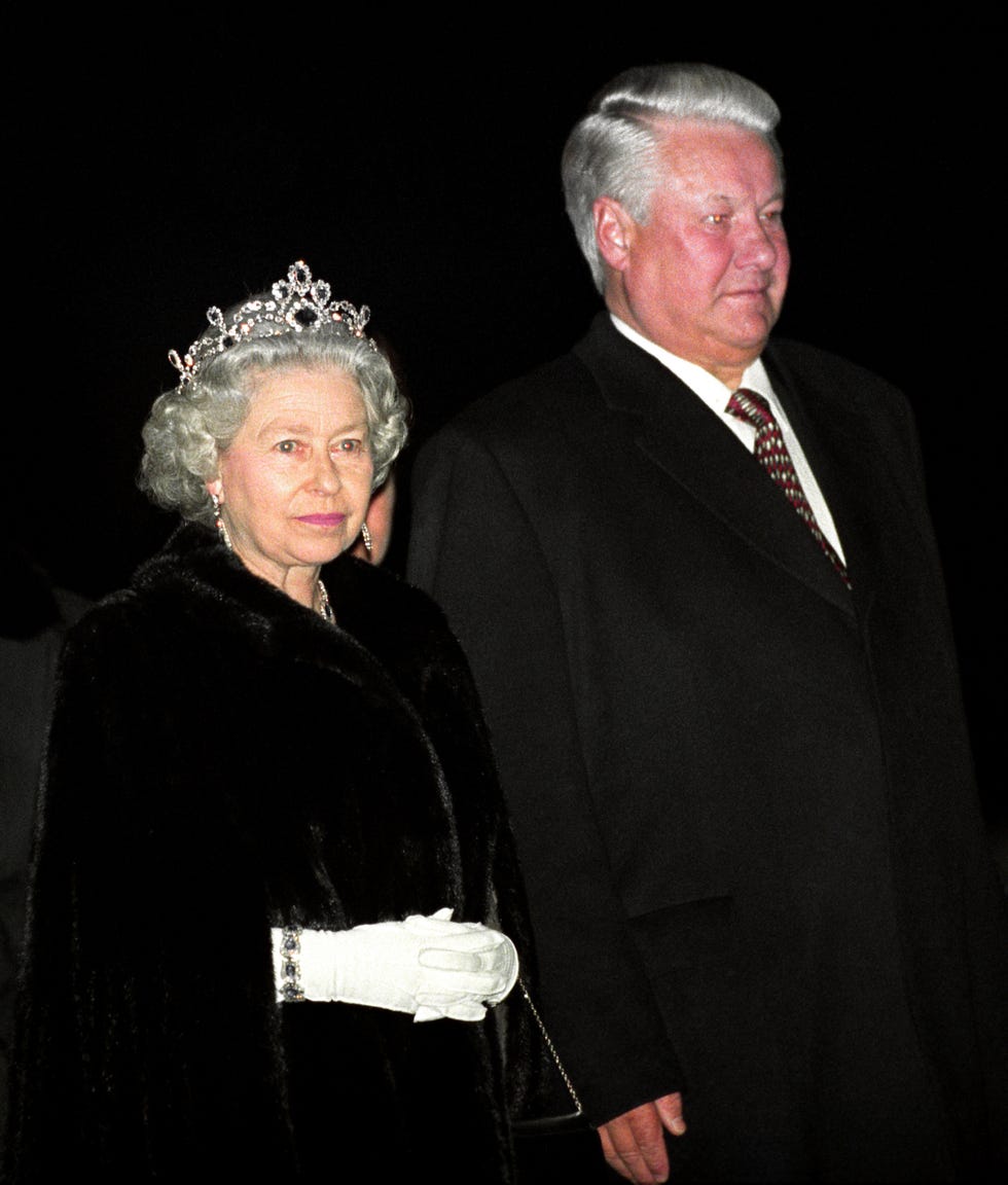Royalty - Queen Elizabeth II State Visit to Russia queen elizabeth ii state visit to russia