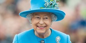 queen-elizabeth-ii-blue-hat-coat
