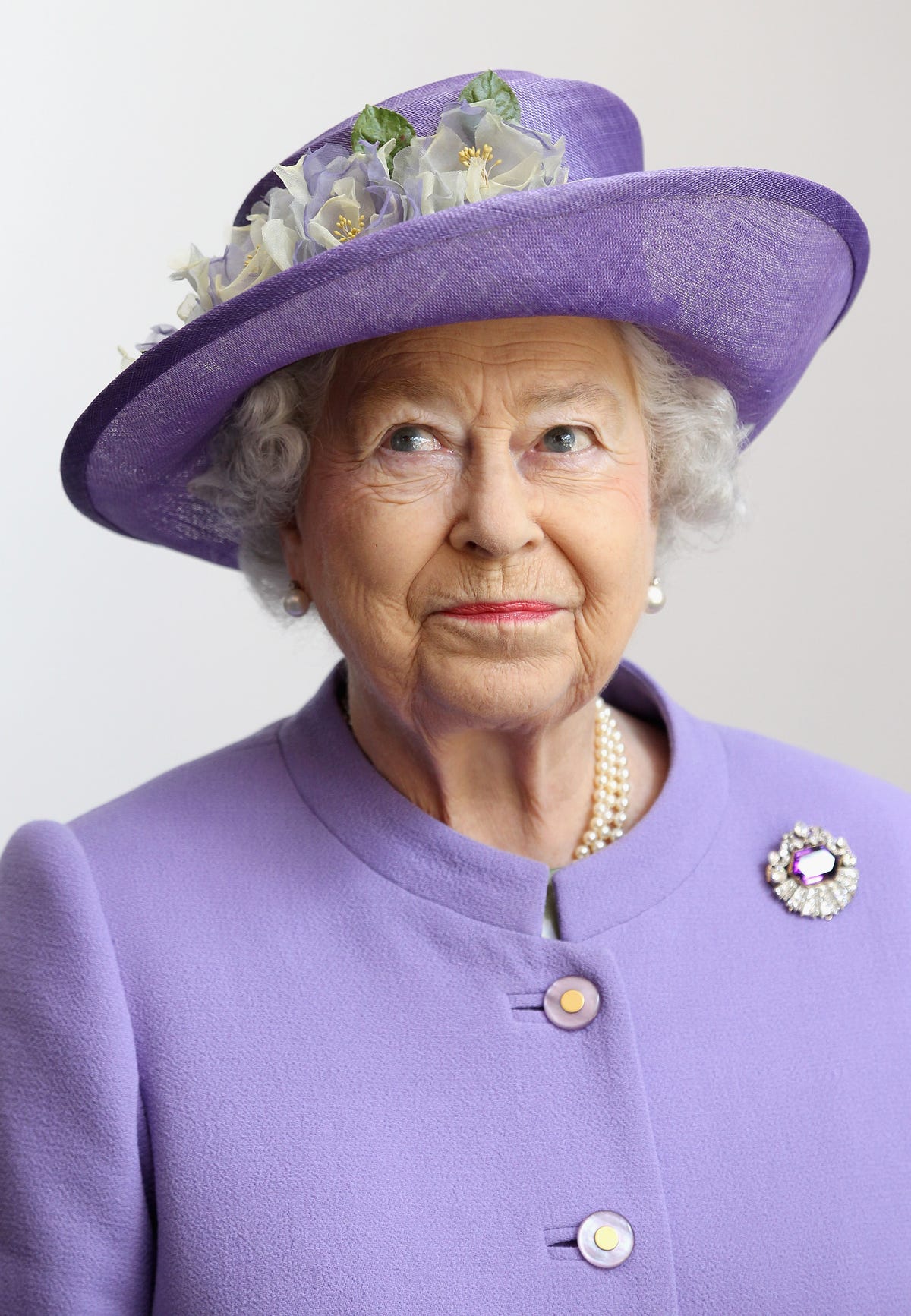 preview for The Royal Chef Walked Us Through The Queen's Favorite Cake Recipe