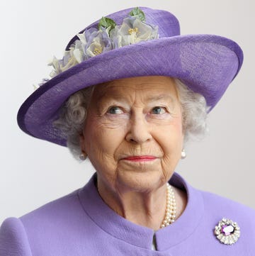 queen elizabeth ii visits the east midlands