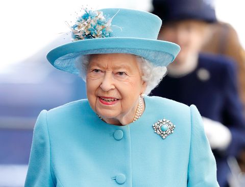 the queen visits the british airways headquarters to mark their centenary