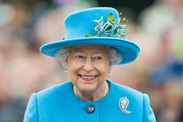 9 Books About Queen Elizabeth II - The New York Times