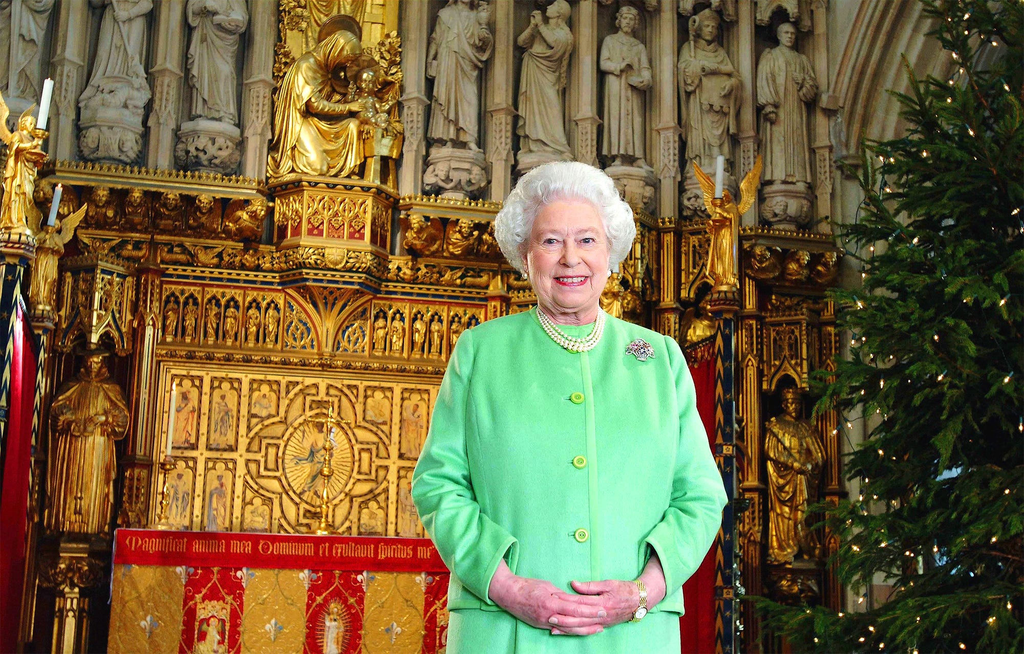 queen christmas day message