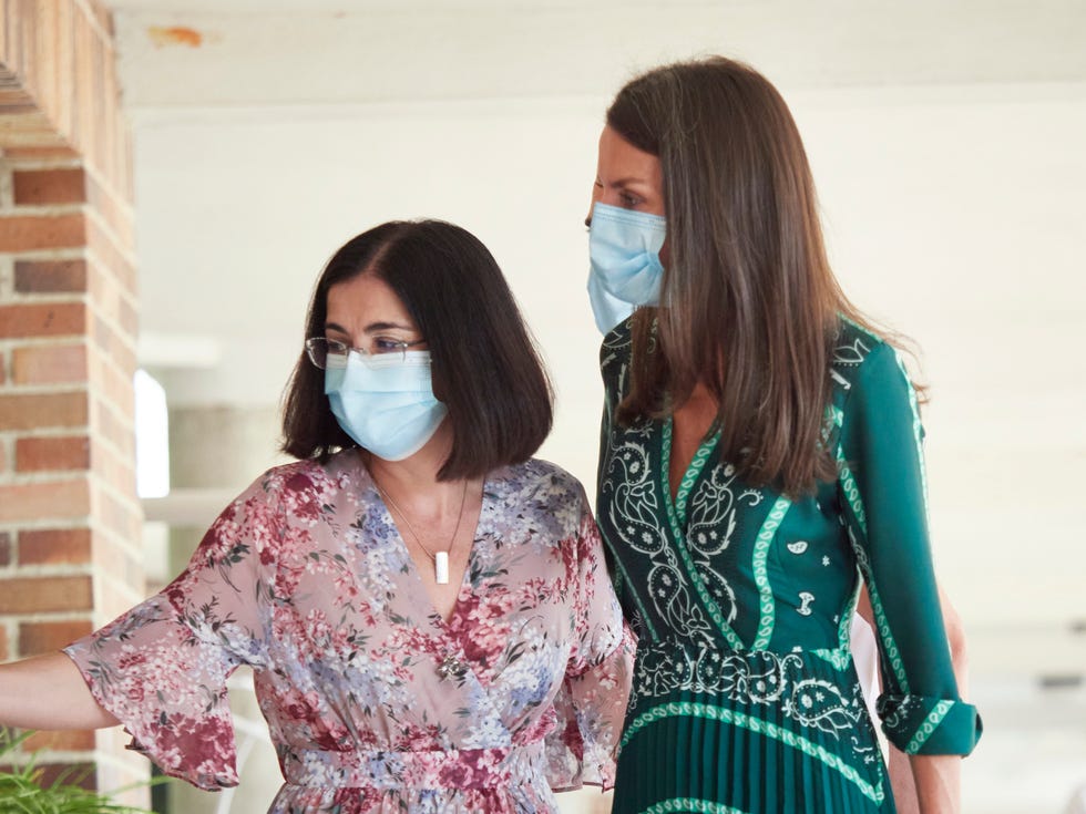 letizia con la ministra carolina darias en navarra