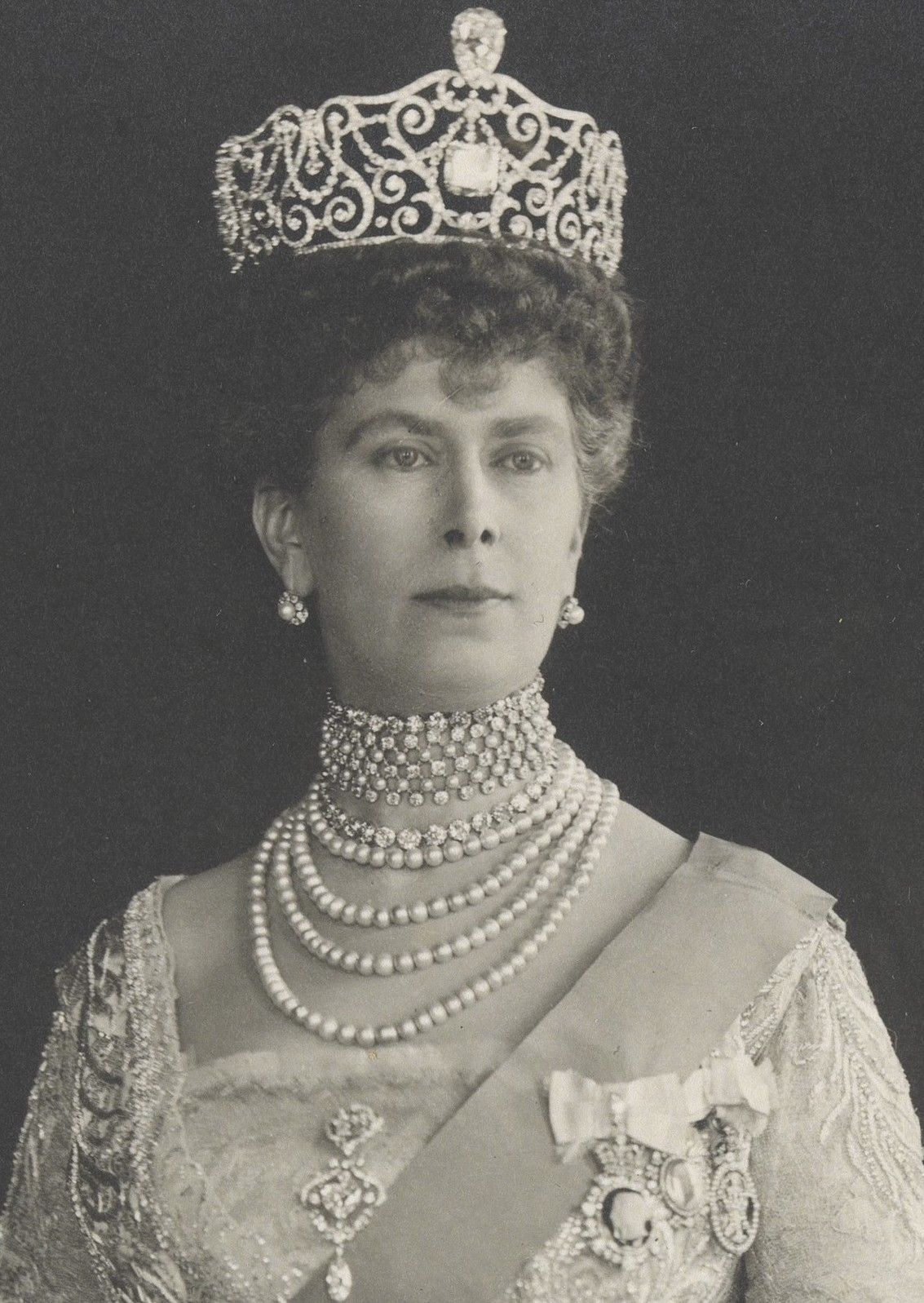 Queen mary deals tiara