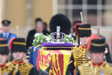 queen mourning period