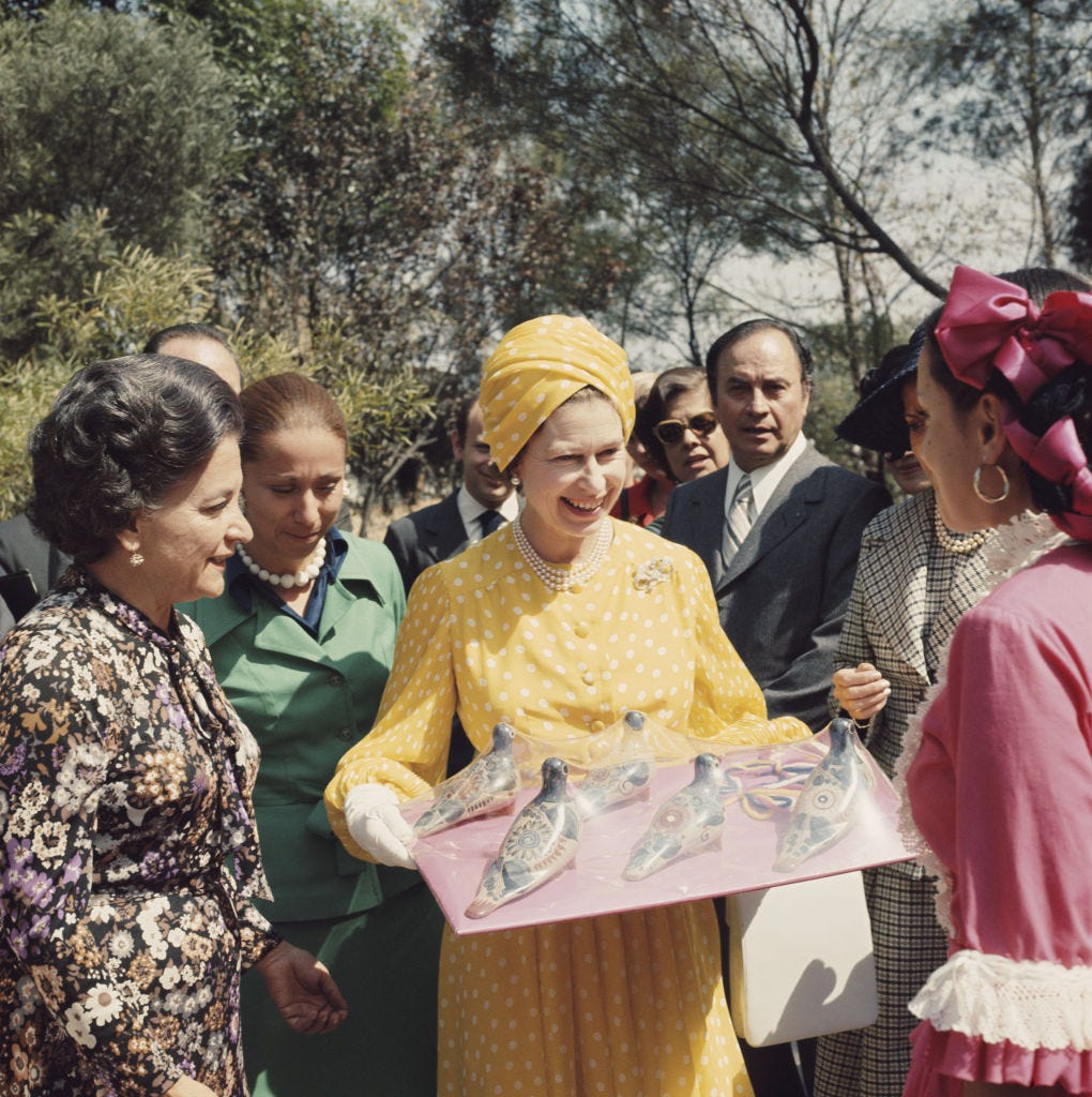 queen travelled monarch