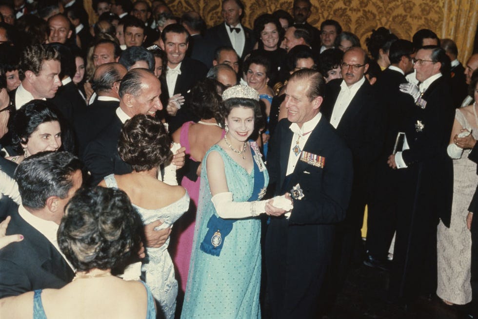 queen travelled monarch