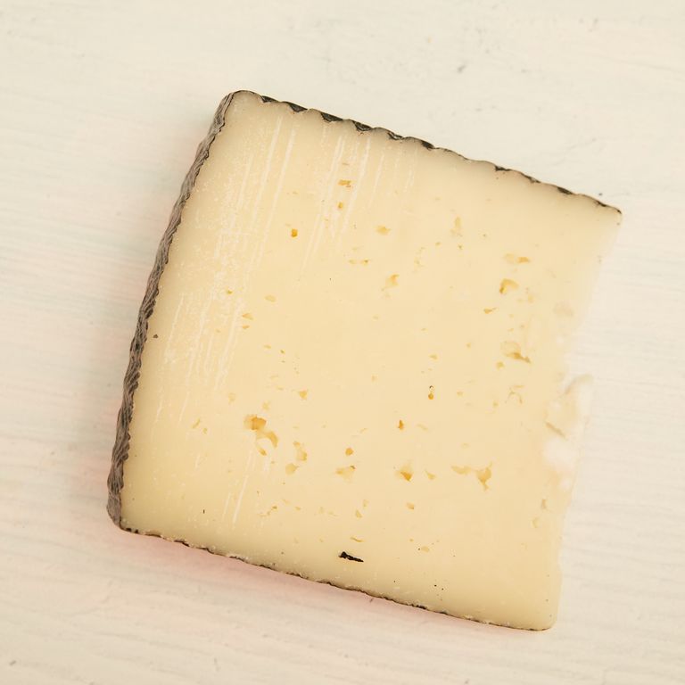 variedades y tipos de queso, queso manchego origen españa