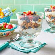 quick breakfast ideas yogurt and granola parfait with berries in glass