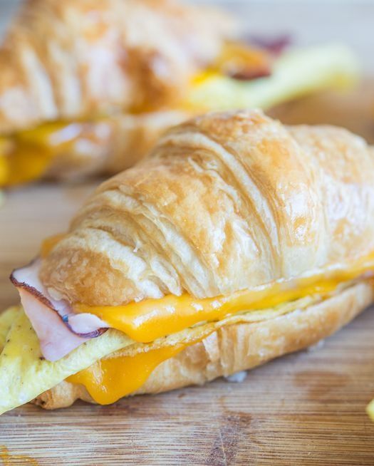 make ahead and freeze breakfast sandwiches on croissant