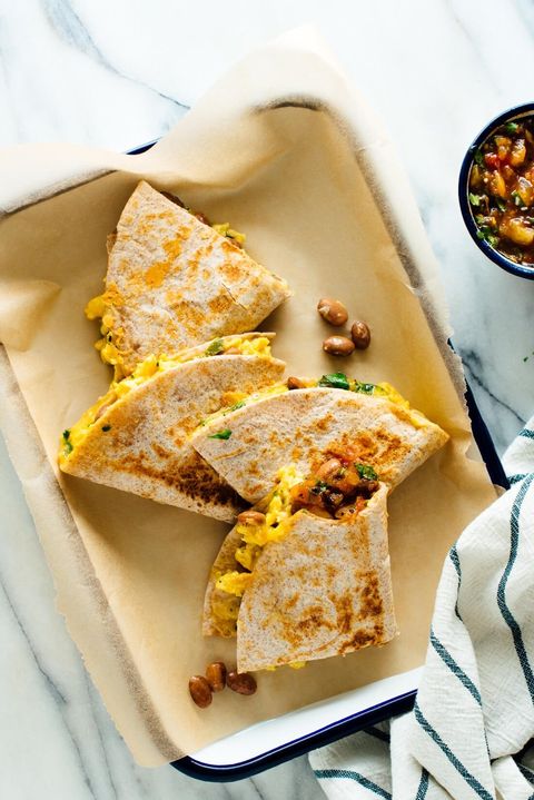 simple breakfast quesadilla with beans
